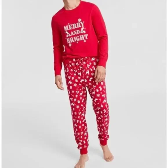 Macys Pajama Set Mens Medium Red MERRY AND BRIGHT Holiday Festive Lounge Comfy - Picture 1 of 9